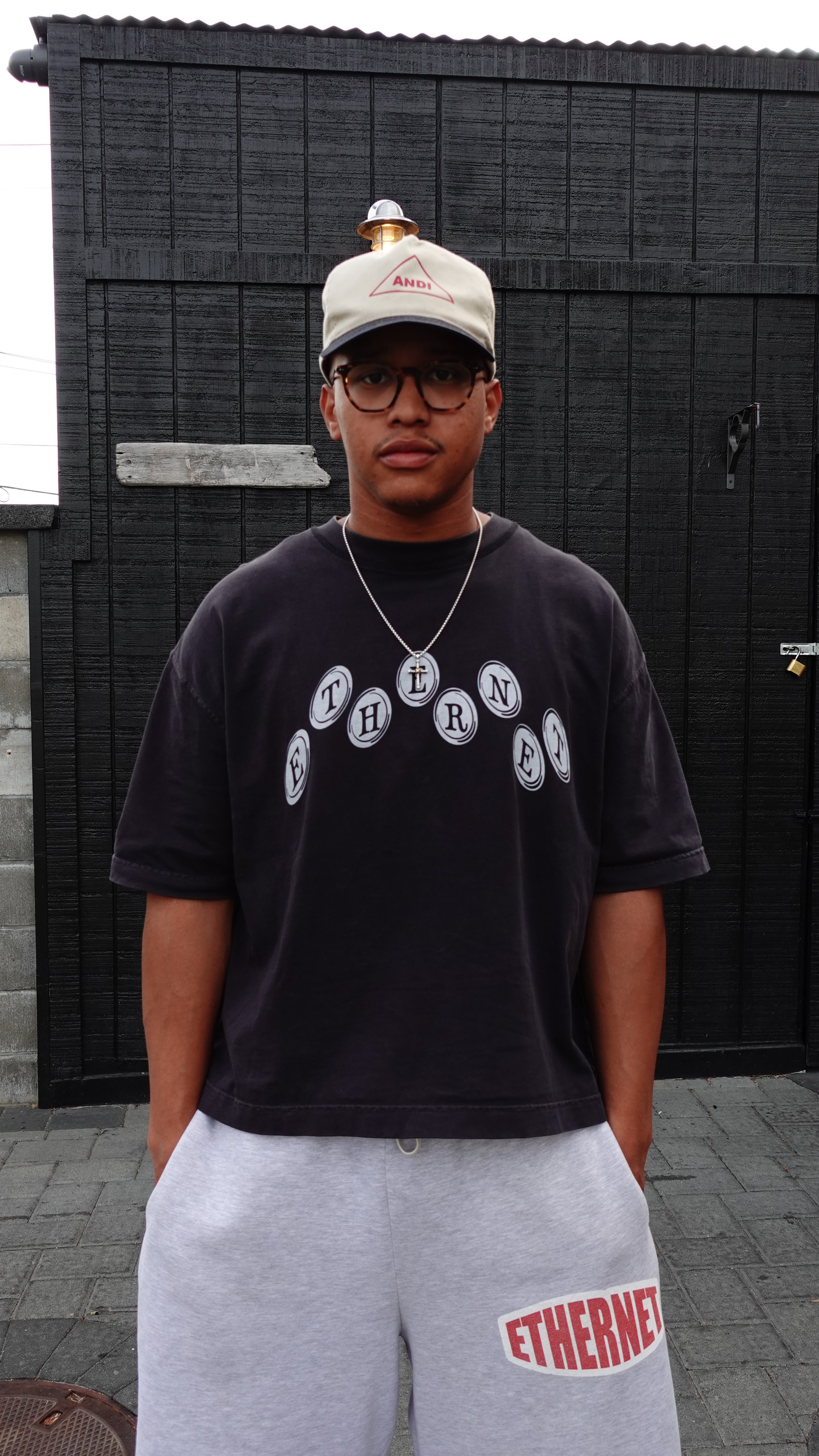STAY CONNECTED TEE