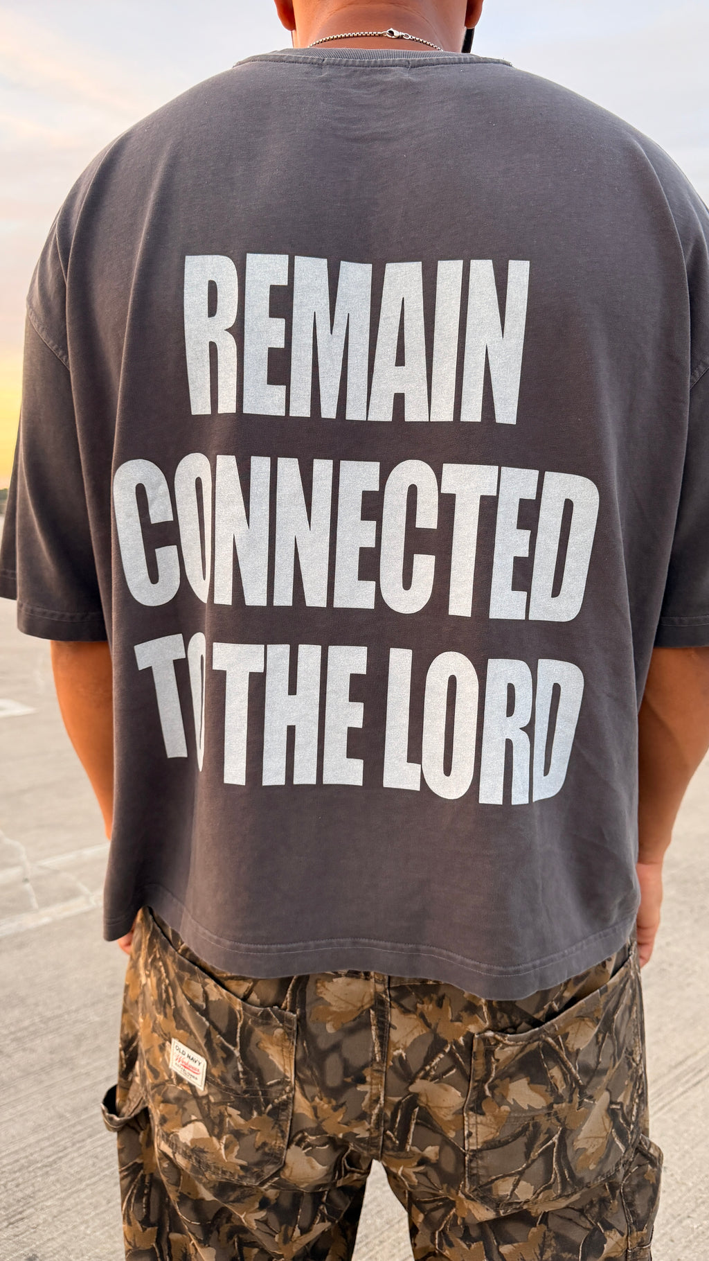 REMAIN CONNECTED TEE