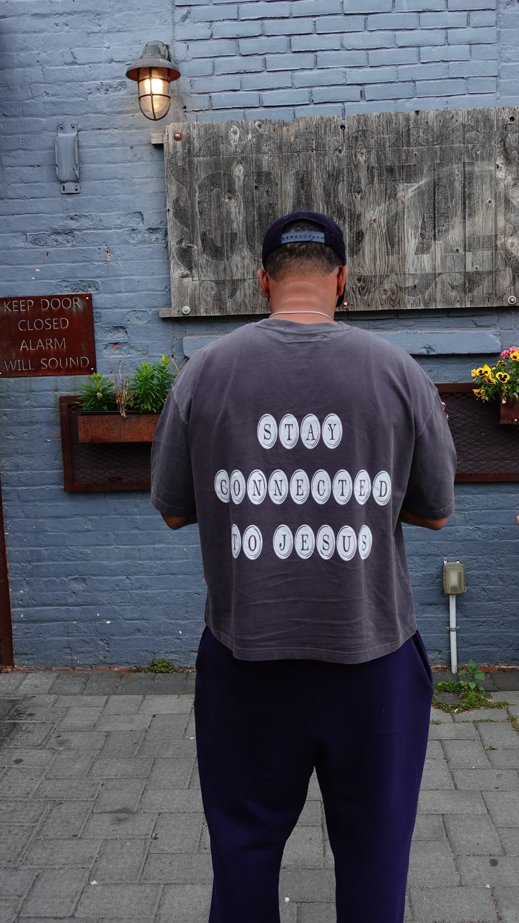 STAY CONNECTED TEE