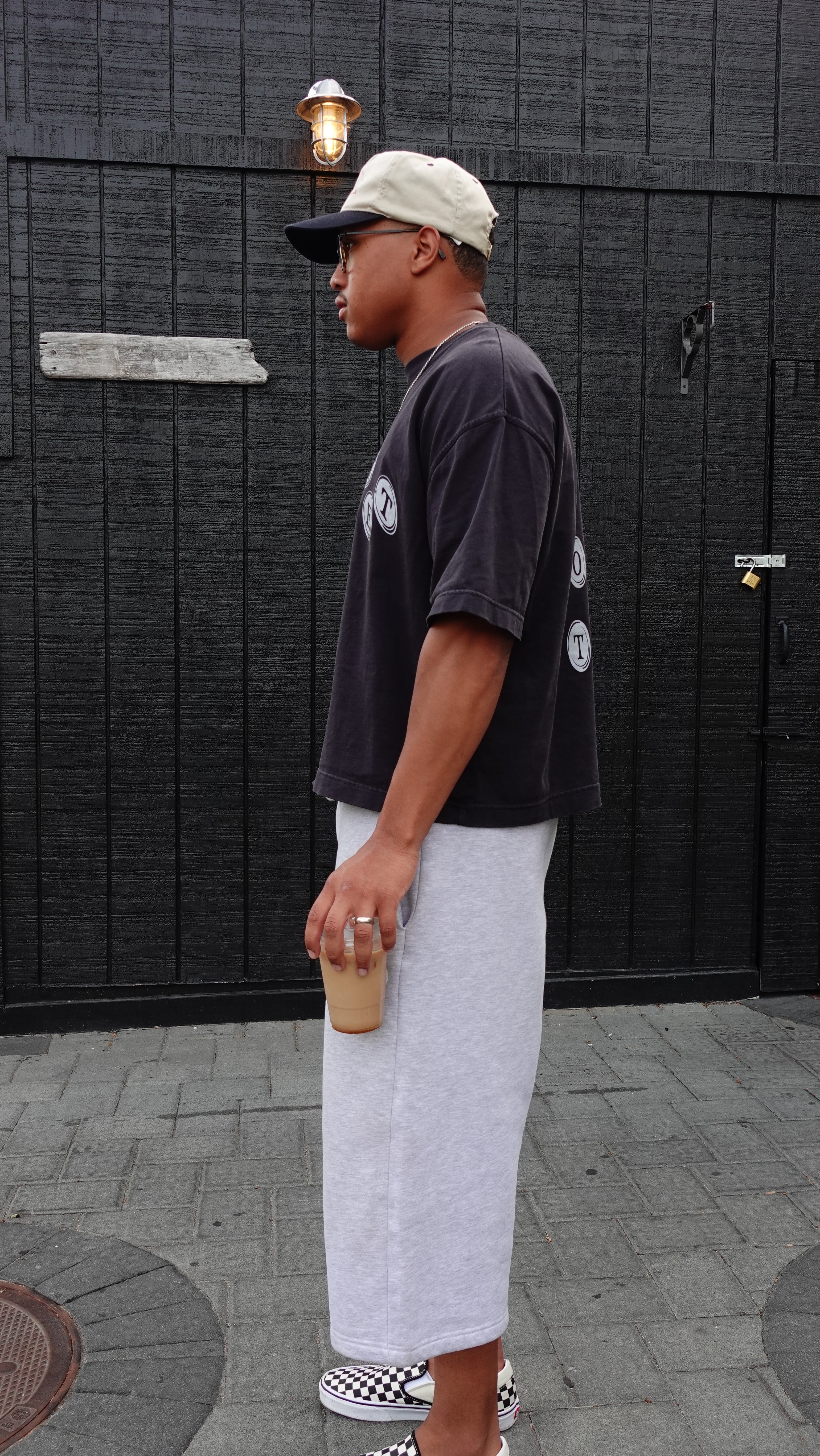 STAY CONNECTED TEE