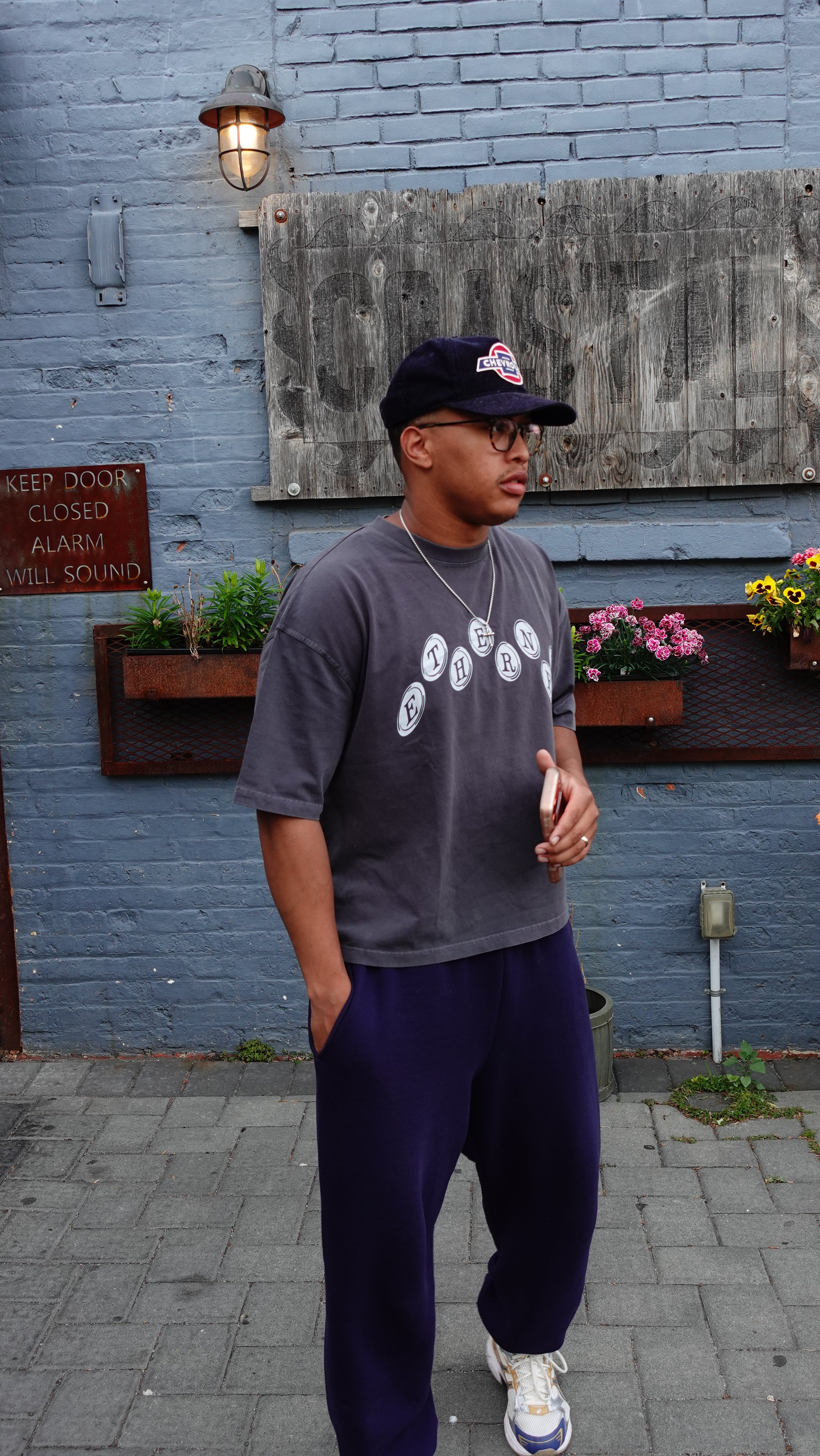 STAY CONNECTED TEE