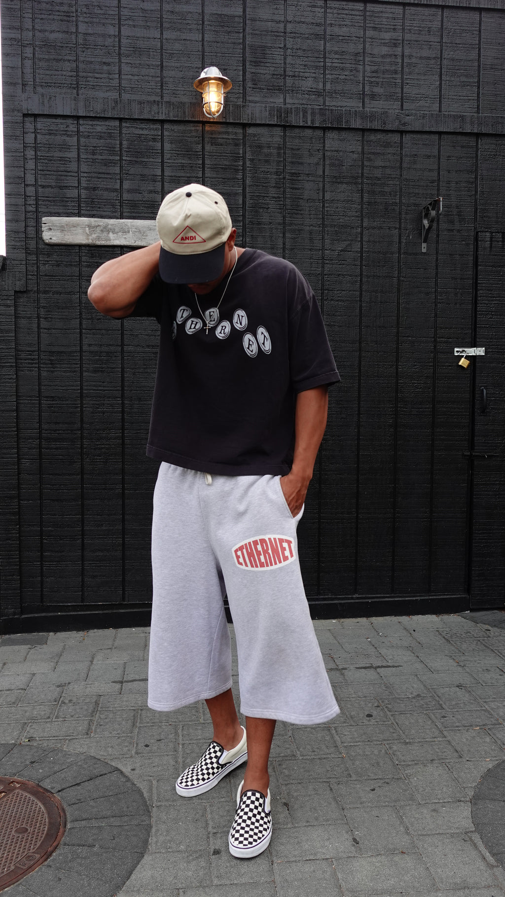 STAY CONNECTED TEE